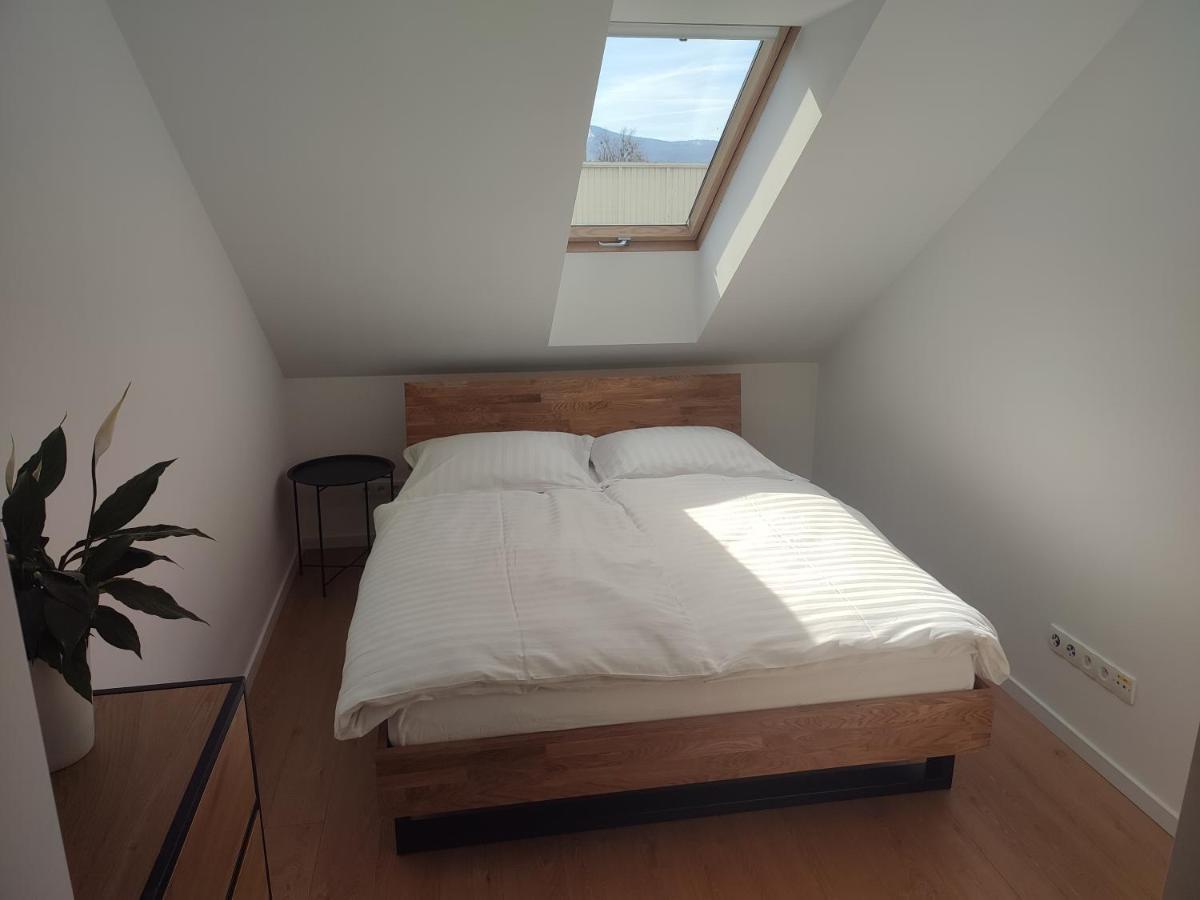 Apartament"Nad Niwka 6" Z Zamykanym Bezplatnym Parkingiem Bielsko-Biala Bagian luar foto